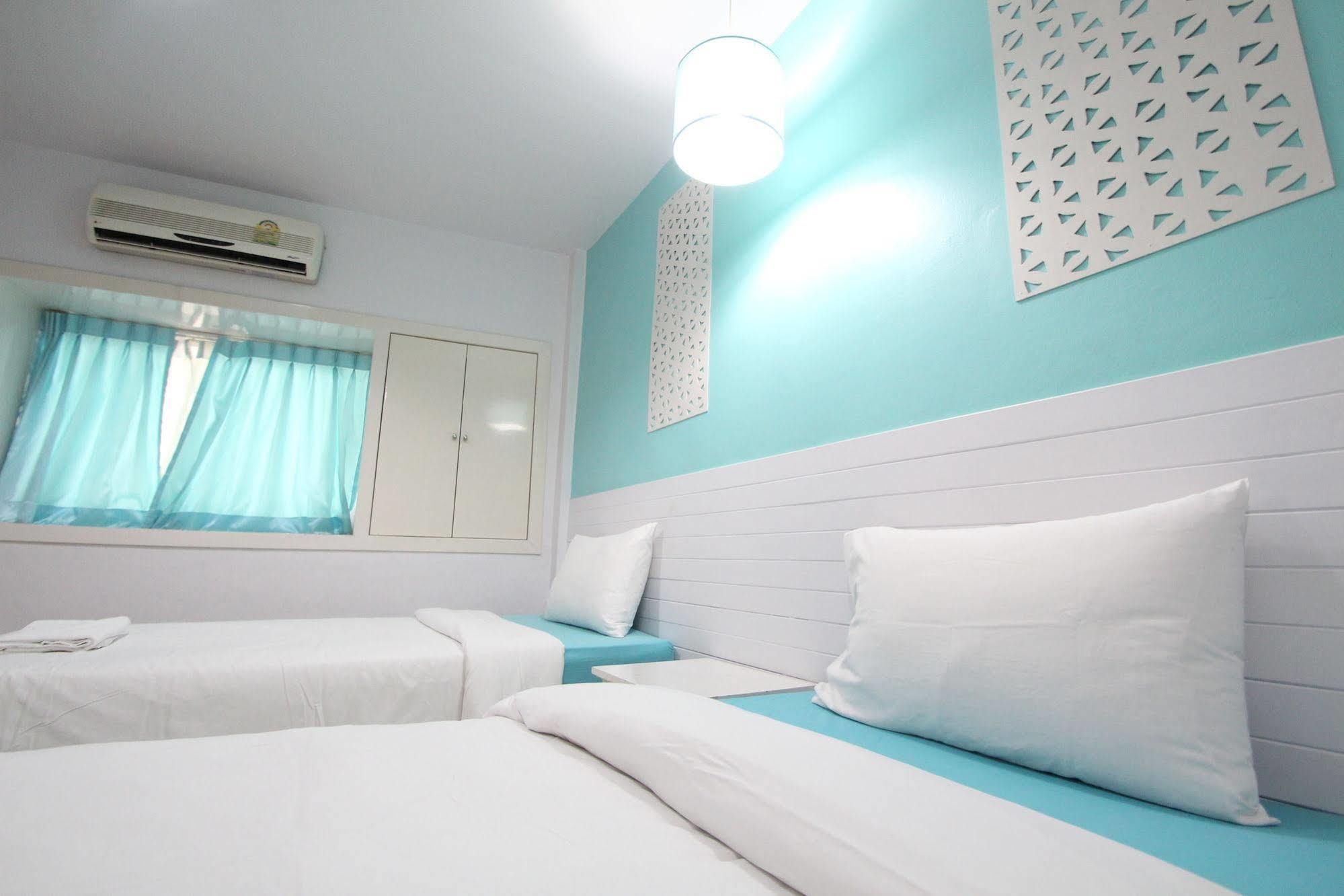 Preme Hostel Bangkok Ngoại thất bức ảnh