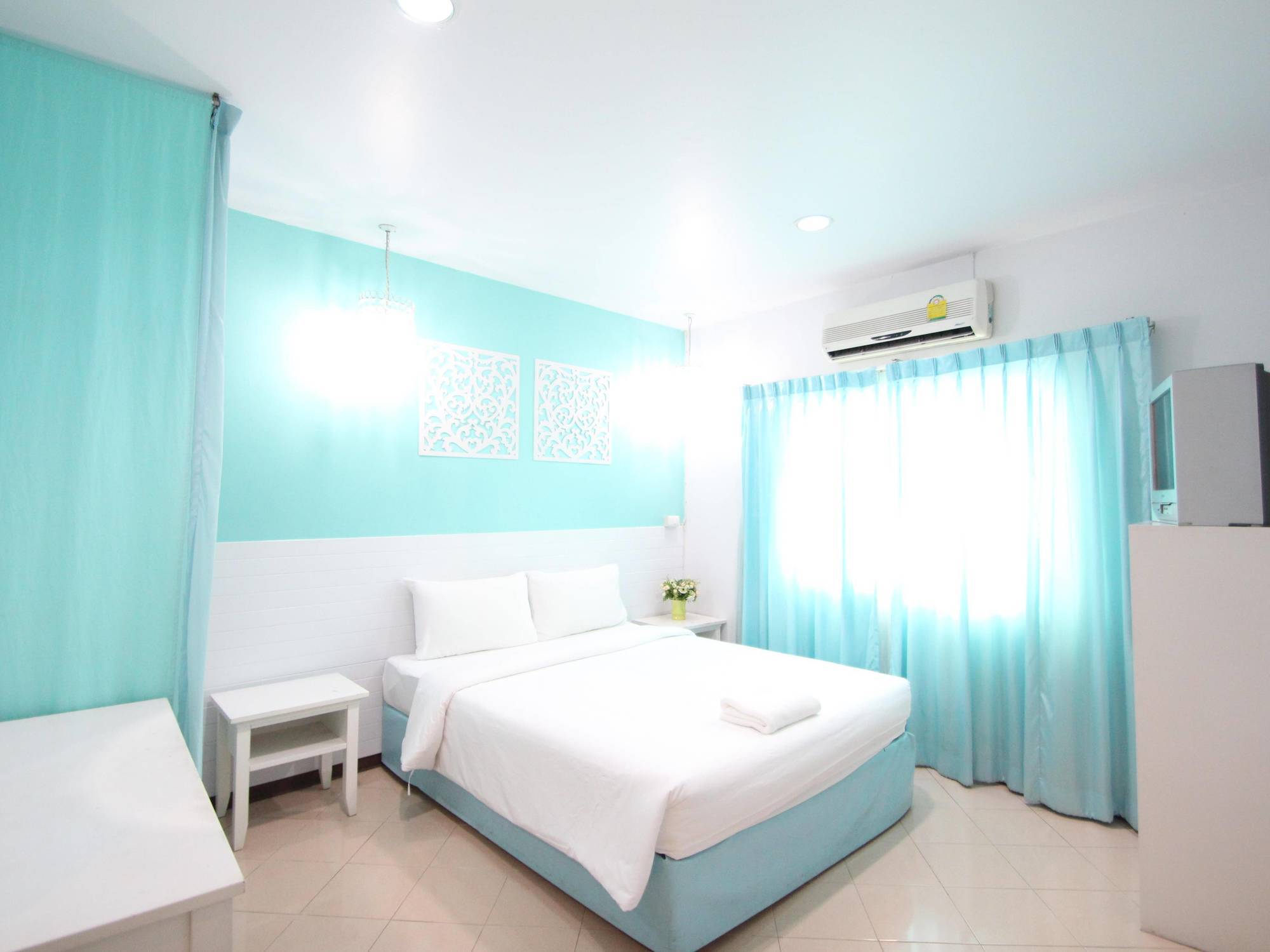 Preme Hostel Bangkok Ngoại thất bức ảnh