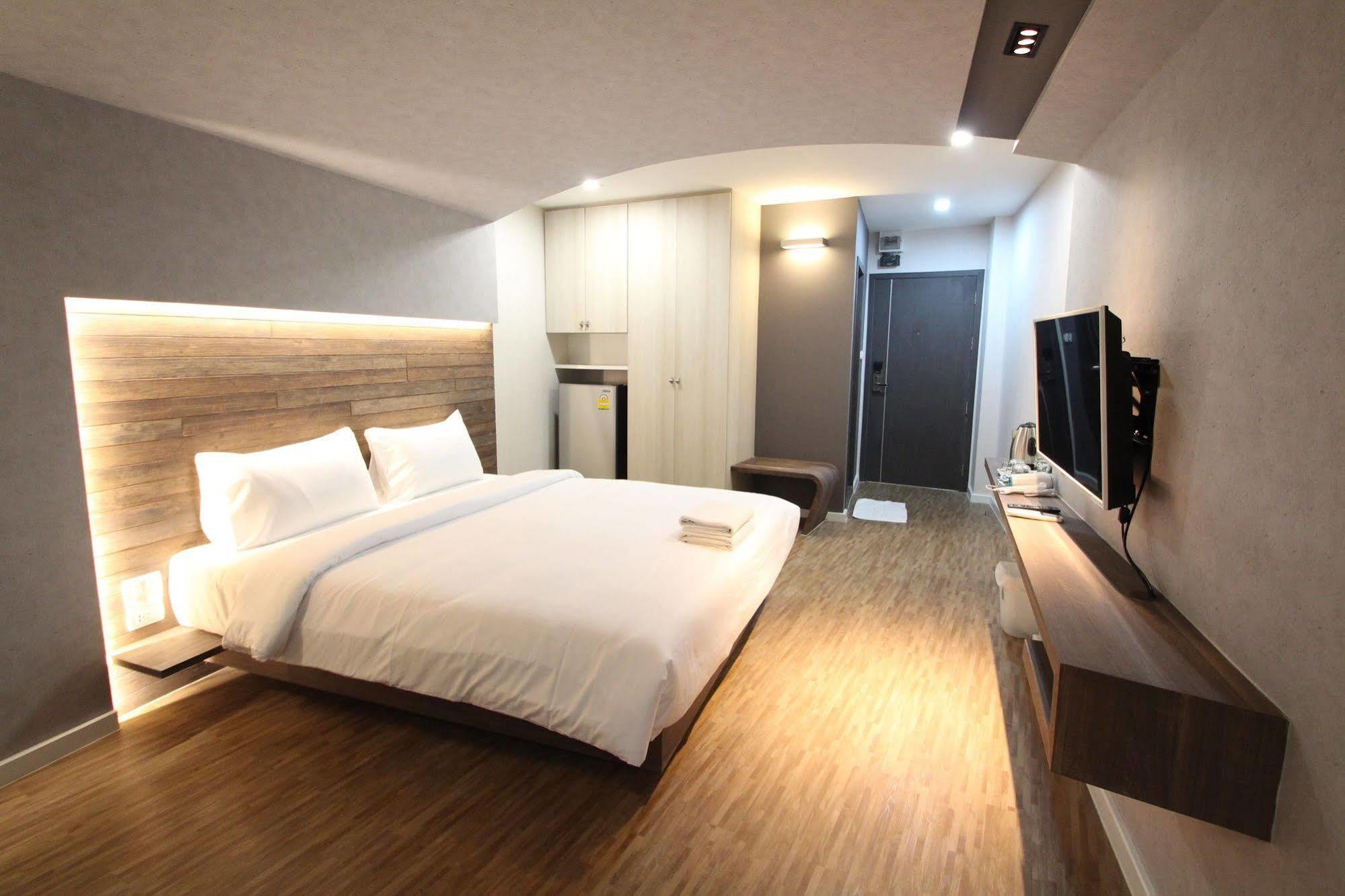Preme Hostel Bangkok Ngoại thất bức ảnh